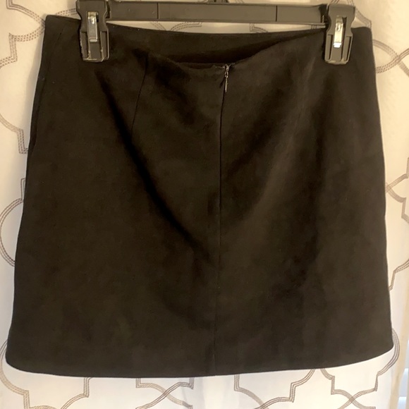 𝑁𝐸𝑊 𝐹𝑂𝑅𝐸𝑉𝐸𝑅21 𝑉𝐸𝐿𝑉𝐸𝑇 𝑆𝐾𝐼𝑅𝑇🖤 - Picture 2 of 3